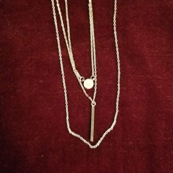 NWOT S925 triple chain necklace - Picture 3 of 9